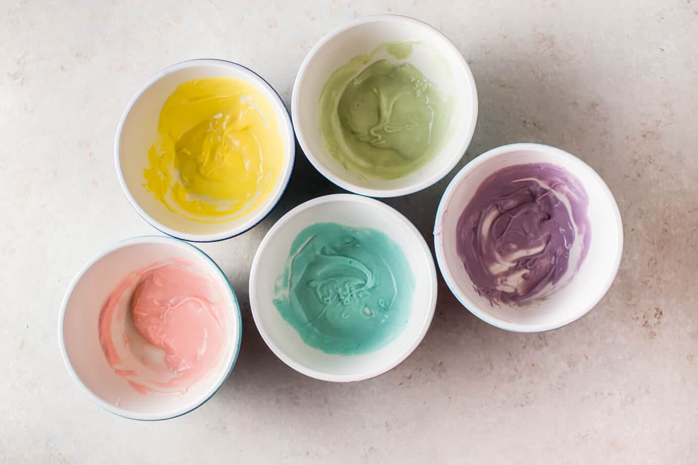 my easter pastel colored chocolate covered strawberries are an easy and fun sweet treat that - Pastel Food Coloring my easter pastel colored chocolate covered strawberries are an easy and fun sweet treat that - Pastel Food Coloring