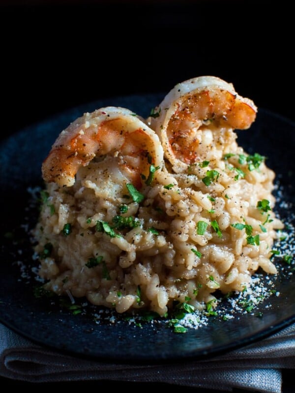 This lemon risotto with shrimp is naturally creamy and full of flavor!