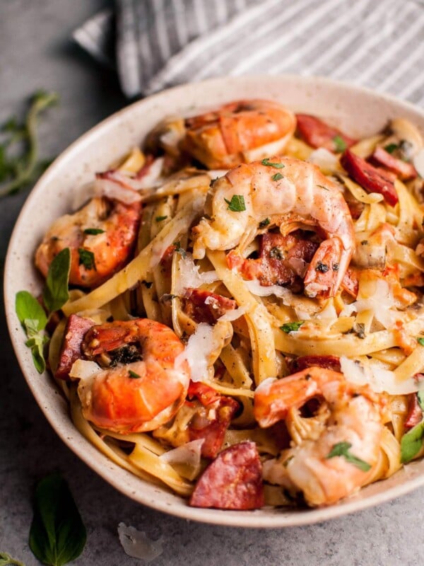 This quick and simple shrimp and chorizo pasta with mushrooms is full of flavor and won't disappoint!