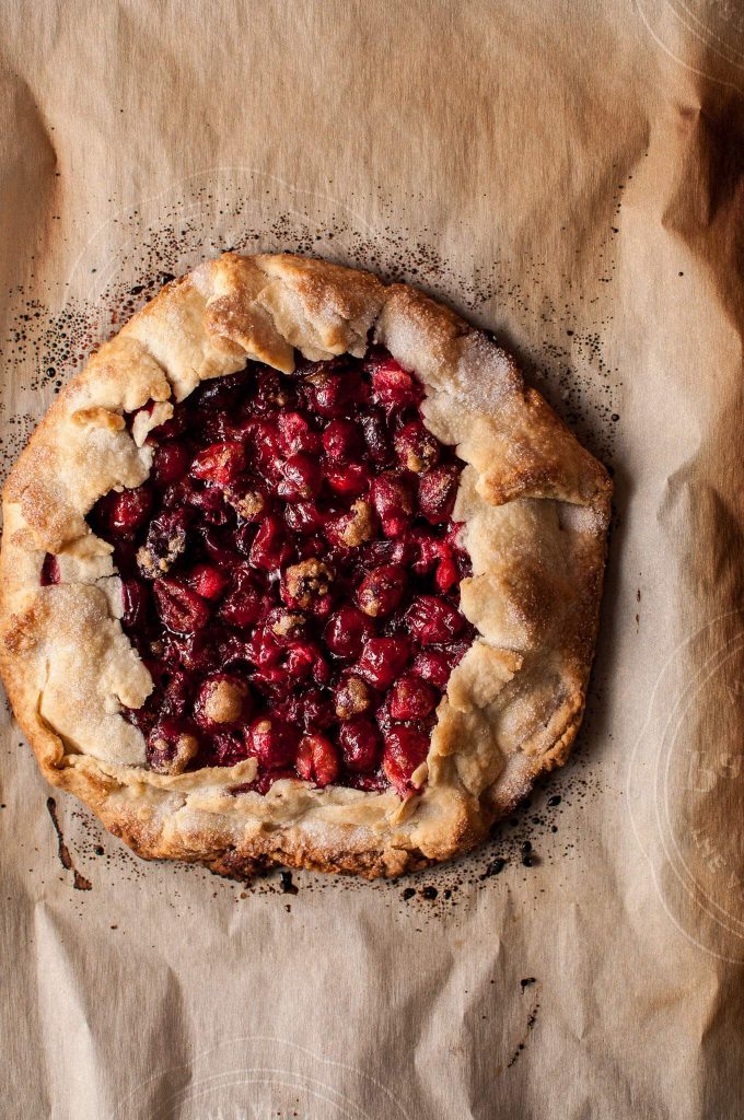 A rustic cranberry galette makes a delicious fall/winter/holiday dessert without too much effort!