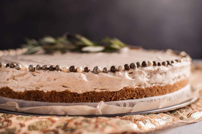 close-up of crust of no-bake gingerbread cheesecake