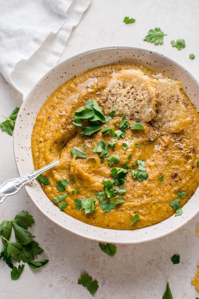 bowl of healthy butternut squash and cauliflower soup