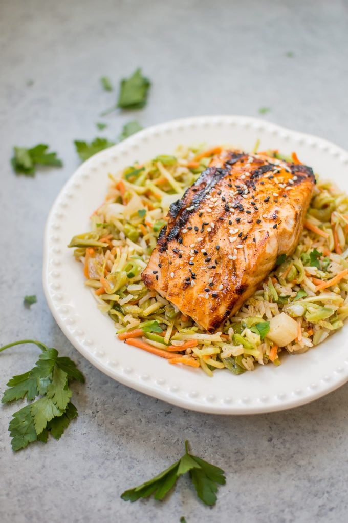 sesame sriracha grilled salmon nourish bowl