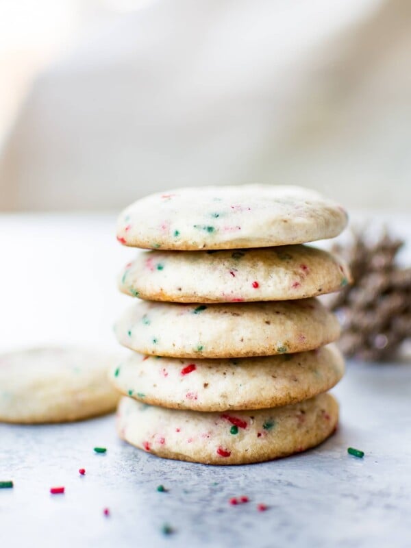 These vegan sugar cookies are super soft, easy, and require no chilling! A delicious dairy-free sugar cookie recipe. 