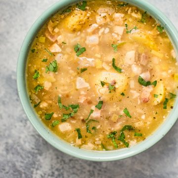 This white bean and potato soup with pancetta is a simple, hearty, and comforting soup. Italian bacon, potatoes, and leeks make this totally delicious!