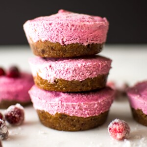 These cranberry mini vegan cheesecakes are an easy, delicious, and festive dairy-free treat perfect for the holidays!