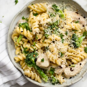 This one pot chicken and broccoli pasta is quick, easy, and you will love the creamy garlic sauce! Ready in 30 minutes.