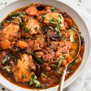 Yes, you can make authentic Italian Chicken Cacciatore in the Instant Pot! This electric pressure cooker Chicken Cacciatore recipe is healthy, easy, and has that delicious traditional taste. You can make it with boneless chicken thighs or chicken breasts if you wish. You will love this classic rustic chicken recipe!