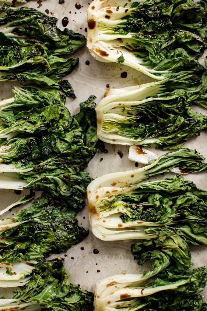 roasted baby bok choy with garlic and spicy chili flakes