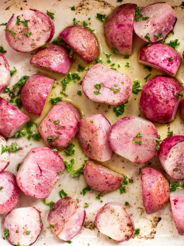 This roasted radishes recipe is low-carb, keto, and vegan. Super easy and healthy!