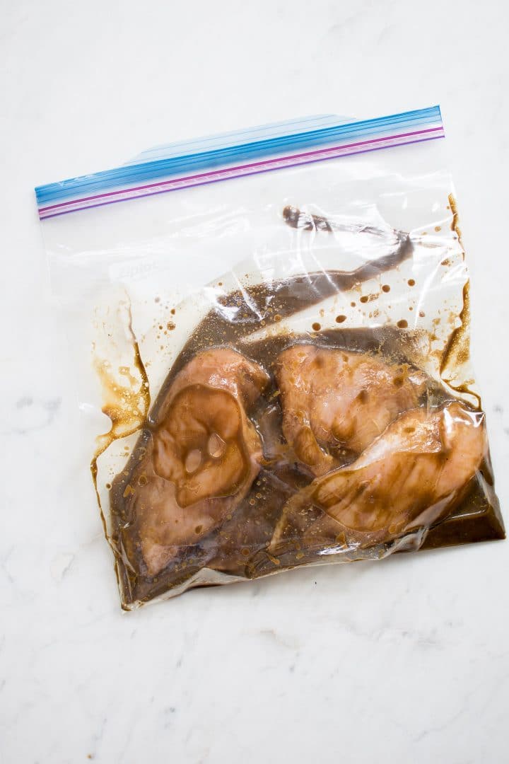 balsamic chicken marinating in a ziploc bag