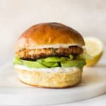 These easy salmon burgers are healthy, quick, fresh, and have a Cajun twist. Want to know how to cook these delicious burgers? Click for the recipe! Make them low-carb with lettuce, or load up a bun.