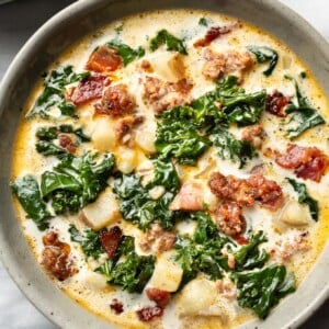 a bowl of zuppa toscana