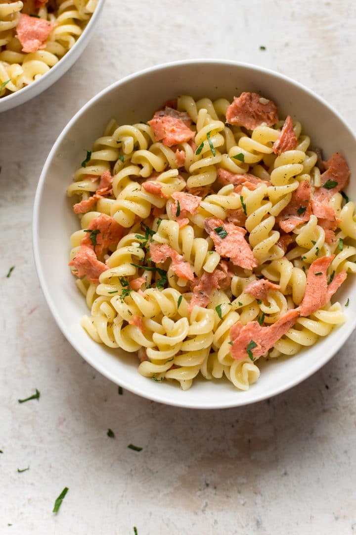 smoked salmon pasta in two bowls