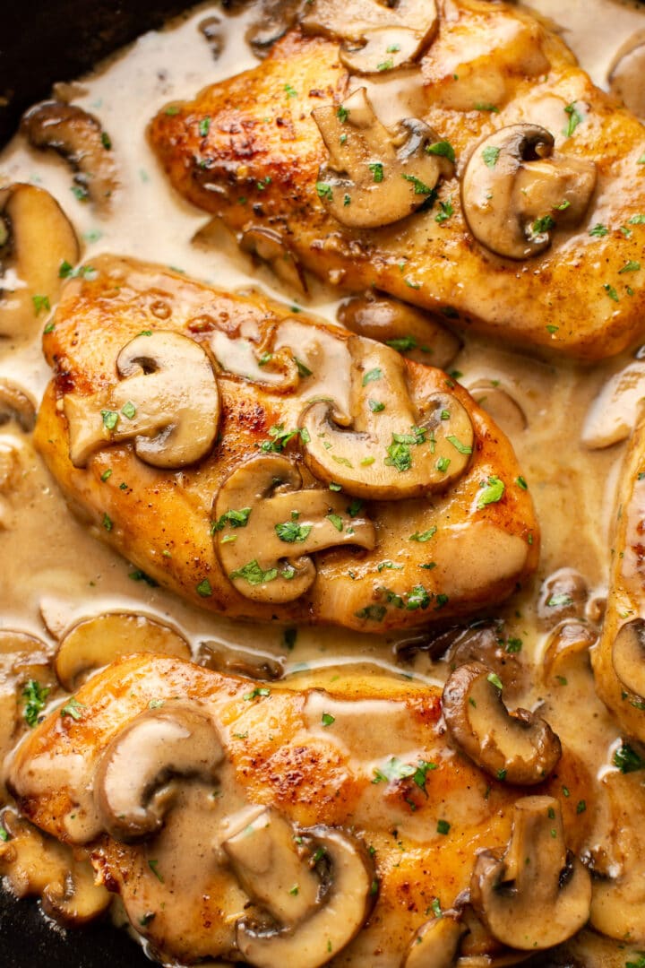 closeup of a skillet with chicken marsala