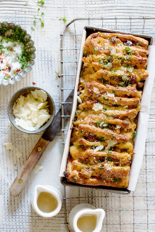 Thanksgiving pull-apart bread on a table