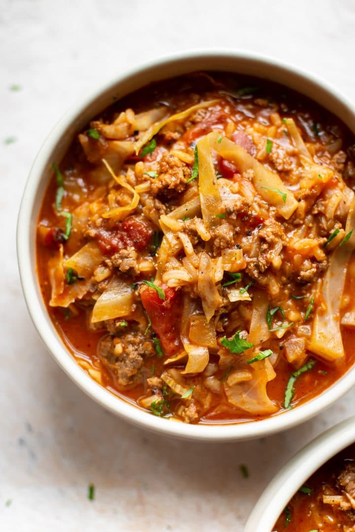 bowl of unstuffed cabbage soup