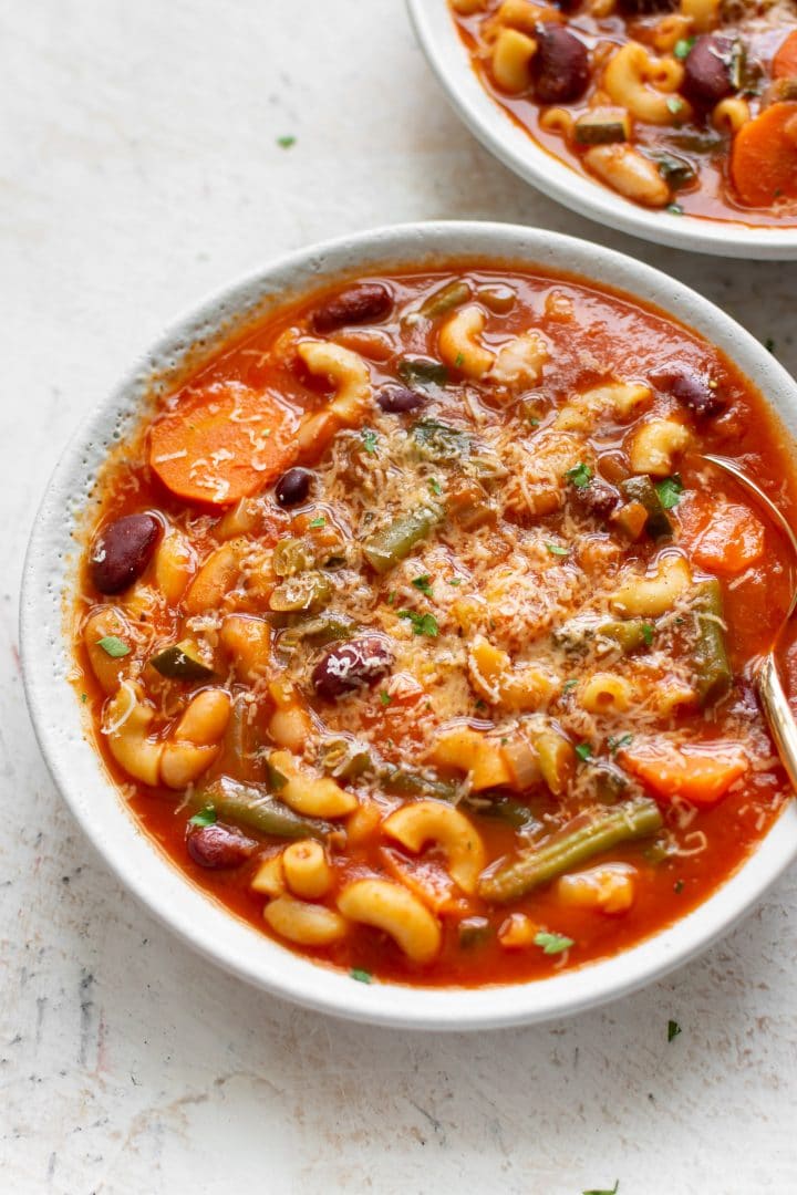 close-up of Instant Pot minestrone soup