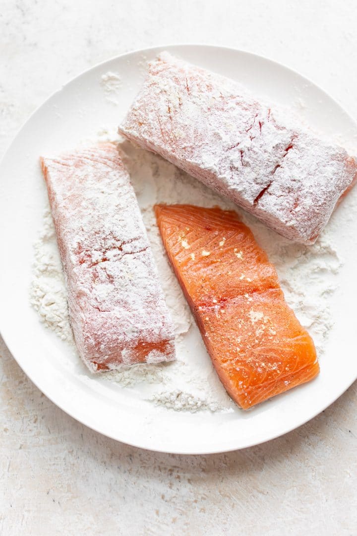 uncooked salmon coated in flour... ready for the skillet!