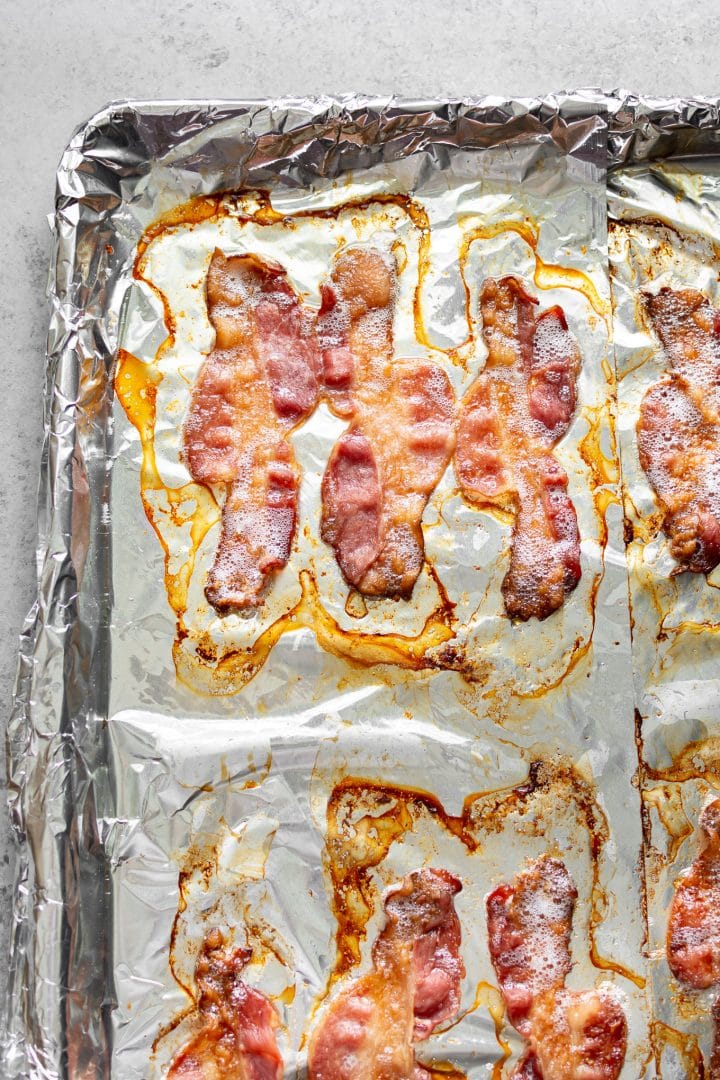 crispy bacon cooked in the oven (on a baking sheet)