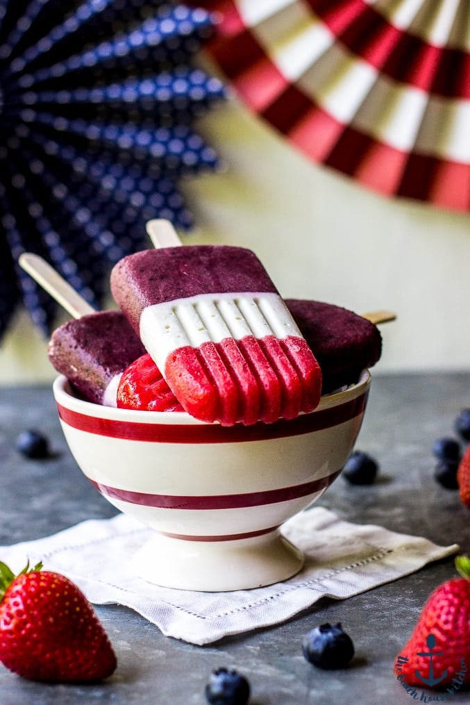 berry cheesecake pops (3 layers)