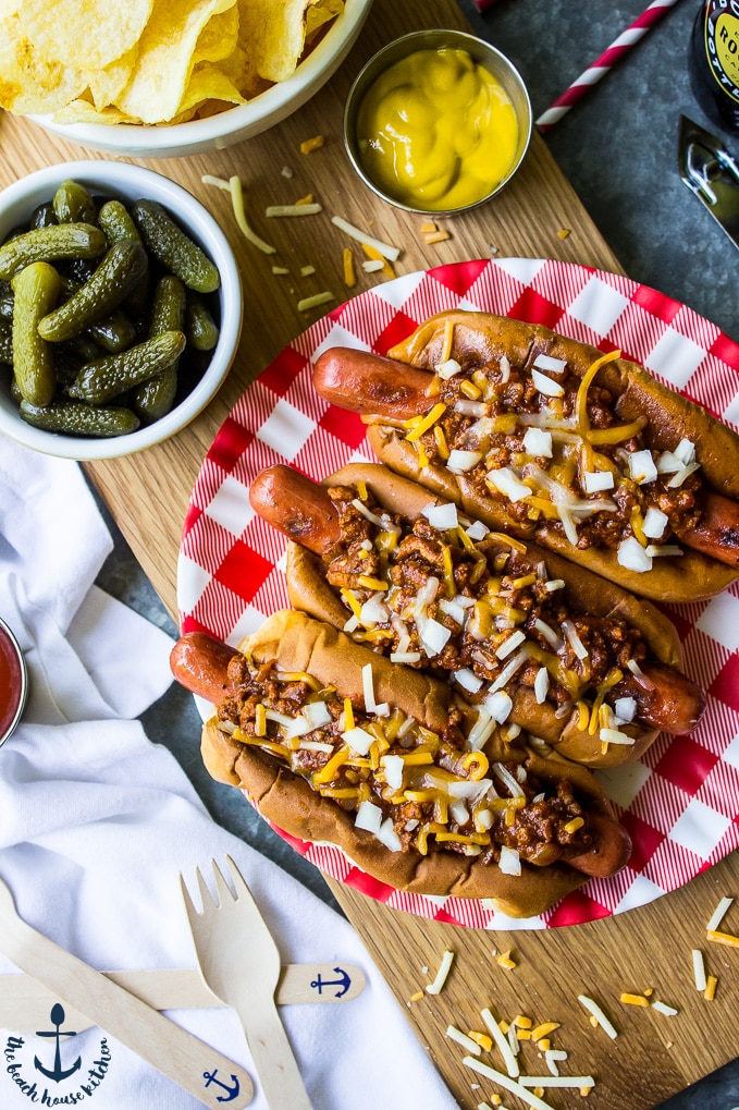 classic chili dogs