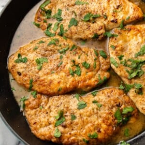 chicken scallopini in a skillet (close-up)