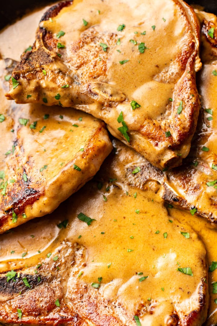 close-up of easy smothered pork chops with gravy