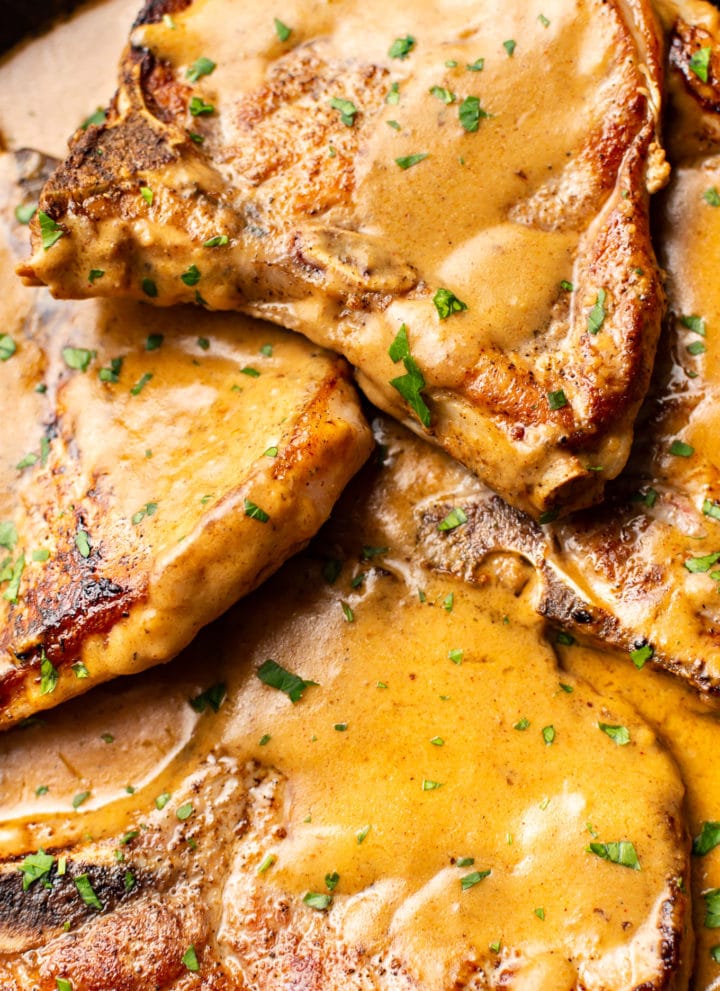 close-up of easy smothered pork chops with gravy