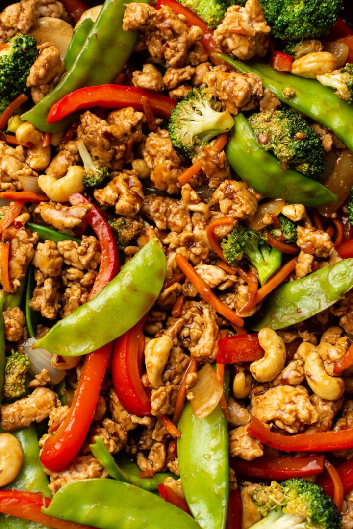 closeup of ground chicken stir fry