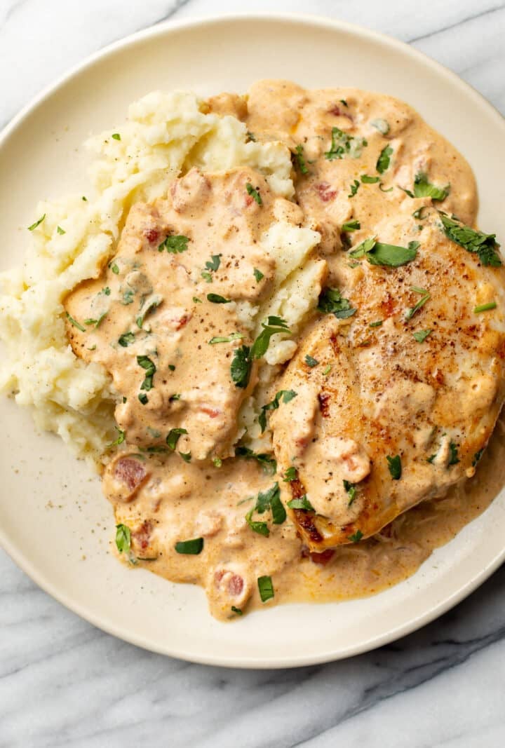 a plate with southwest chicken and mashed potatoes