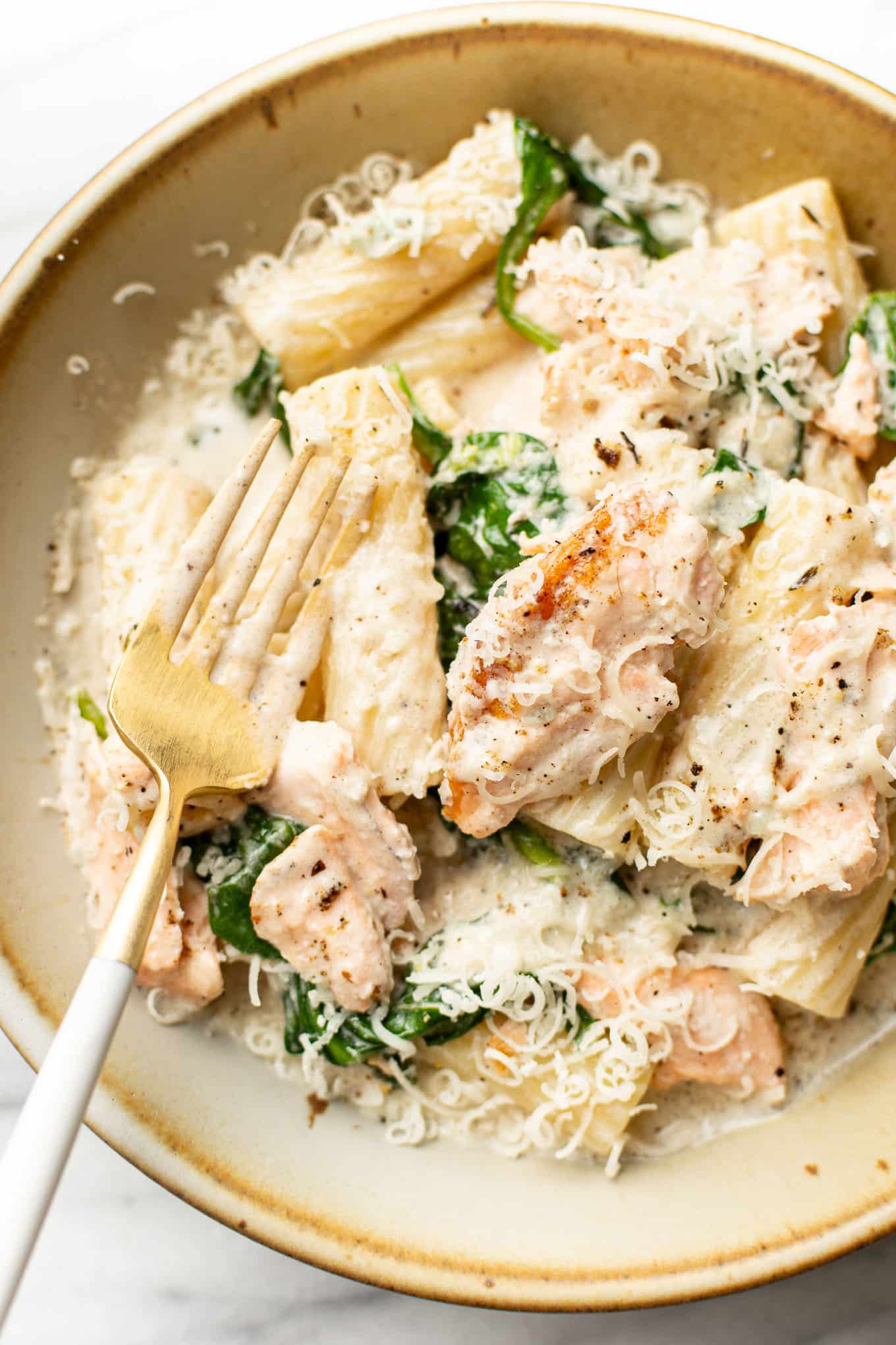 Lemon Spinach Salmon Pasta